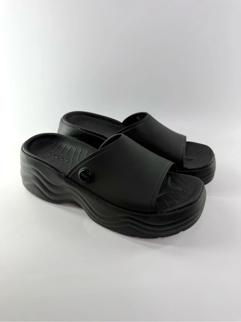 CROCS Skyline Platform Chunky Slide Sandals Black Women’s 6